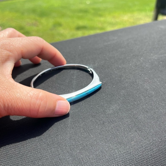 Michael Kors Tribal Hinge Bangle bracelet - Picture 4 of 4